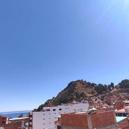 Hostal Sol Y Luna Bed & Breakfast Copacabana  Luaran gambar